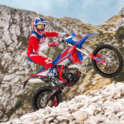Win a 2025 Beta 300 RR Race Dirt Bike!